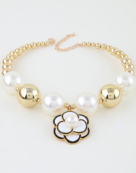 Blooming Pearl Rose Beaded Necklace - ReservedChic