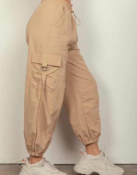 Relaxed Elastic Waist Solid Woven Cargo Pants